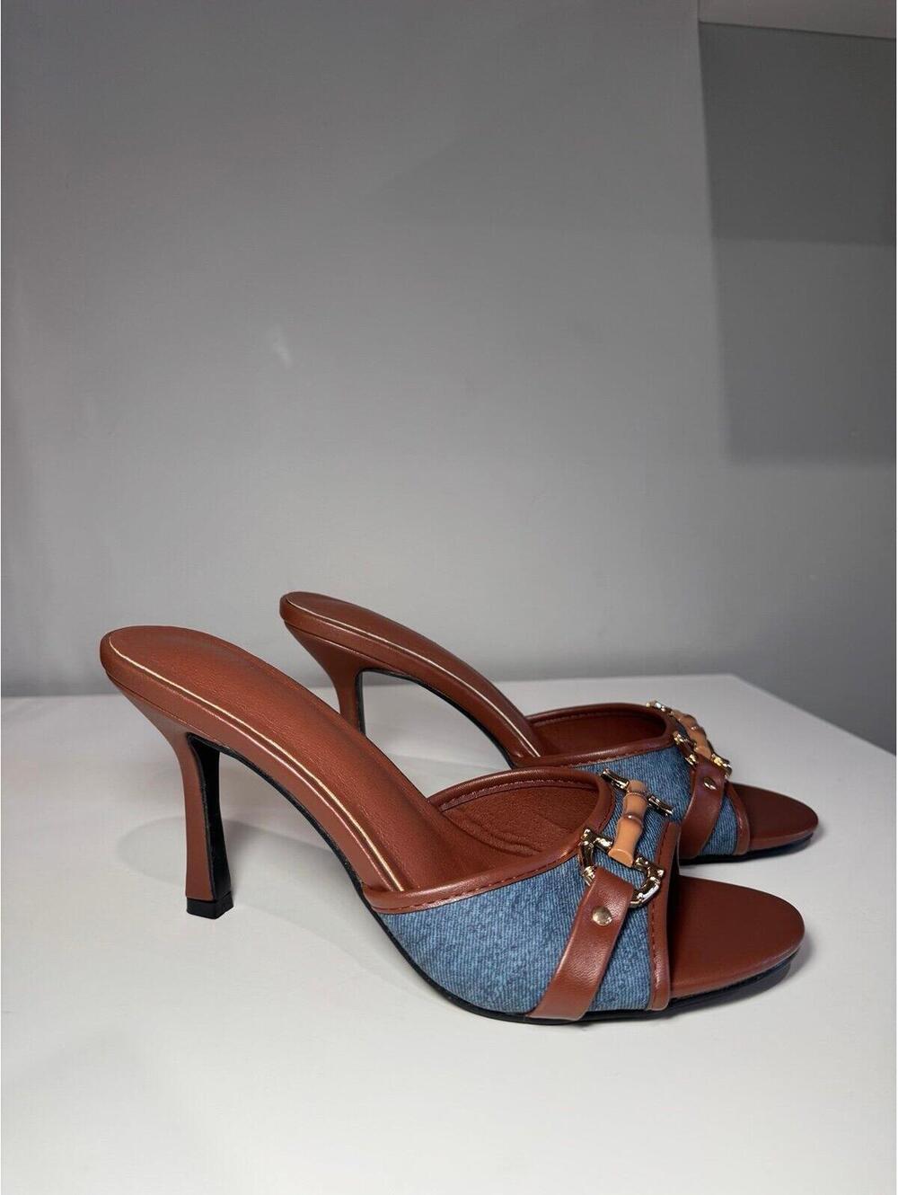 Brown heels - Picture 5 of 6
